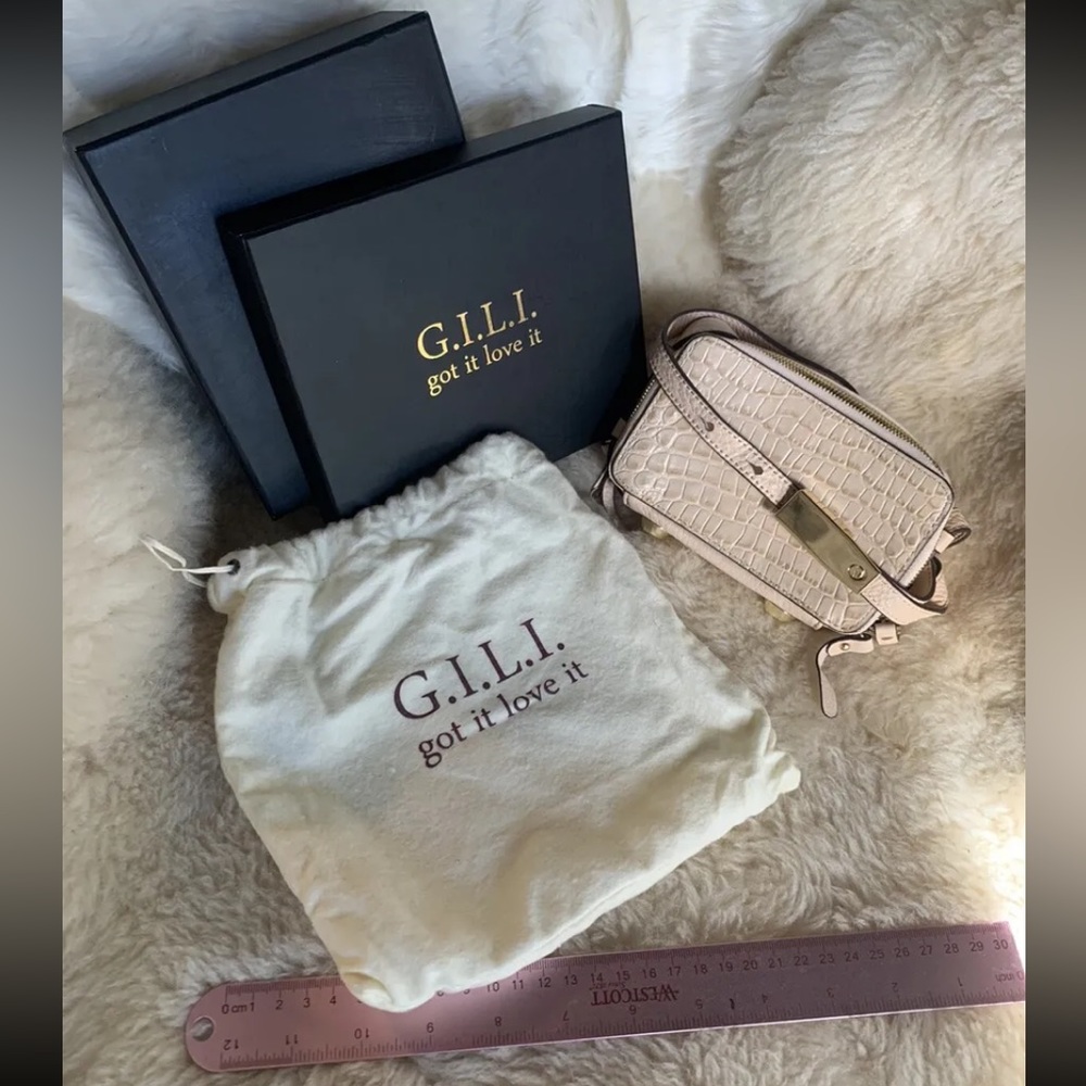 GILI cross body handbag clutch wallet new with tags n box